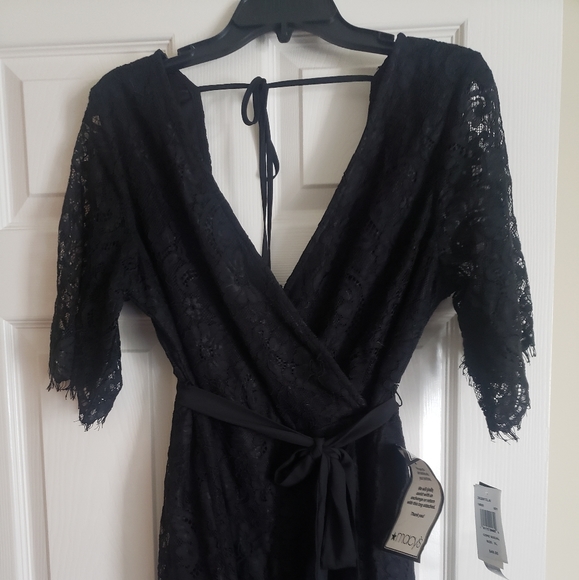 Black Lace Romper - Picture 1 of 4